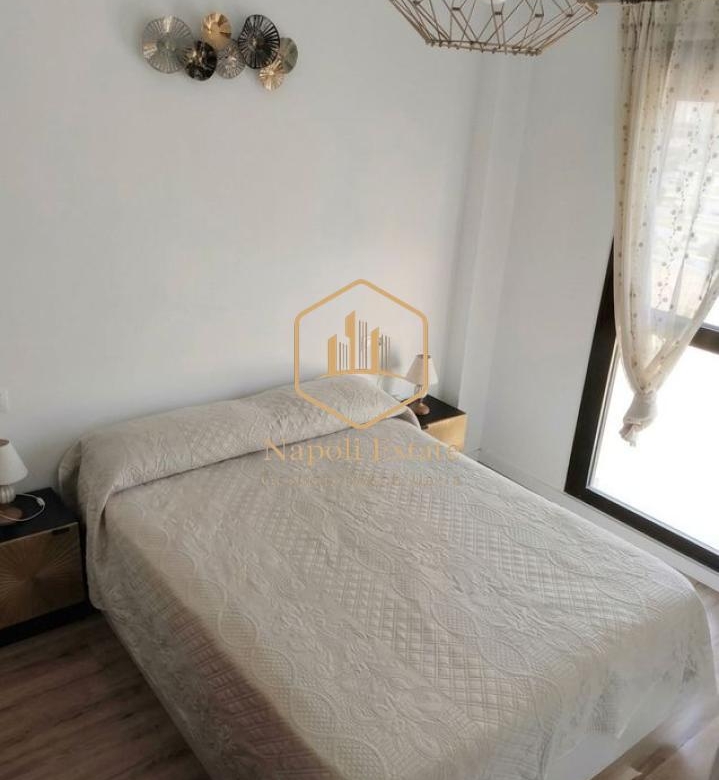 ALQUILER DE VIVIENDA DE 3 DORMITORIOS EN TEATINOS – MÁLAGA