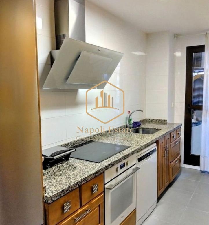 ALQUILER DE VIVIENDA DE 3 DORMITORIOS EN TEATINOS – MÁLAGA