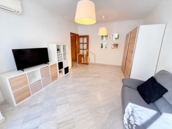 ALQUILER DE VIVIENDA DE 2 DORMITORIOS EN EL CENTRO DE MÁLAGA