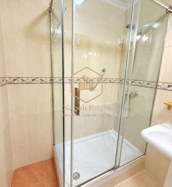 ALQUILER DE VIVIENDA DE 2 DORMITORIOS EN EL CENTRO DE MÁLAGA