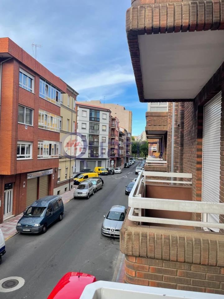 179309405808900147259_169382838904 Piso en alquiler ideal para una sola persona