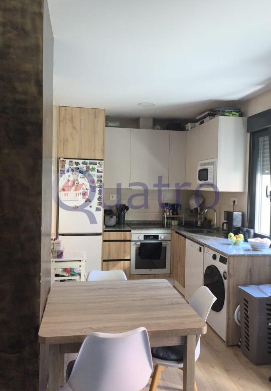 Piso en alquiler con gran patio en la zona de San Mamés