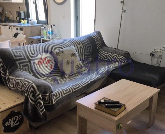 Piso en alquiler con gran patio en la zona de San Mamés