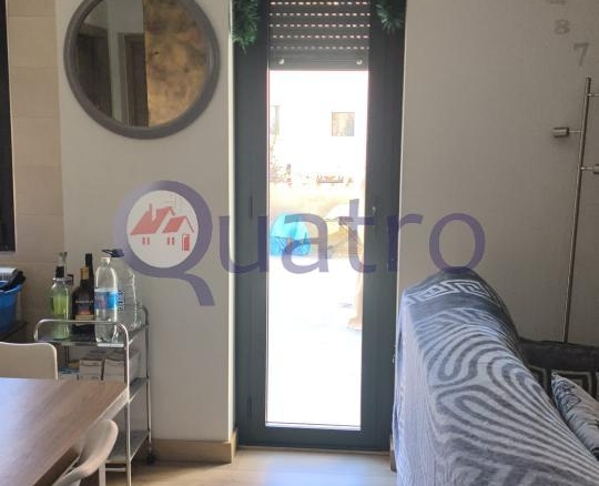 Piso en alquiler con gran patio en la zona de San Mamés