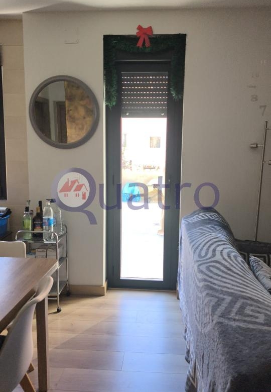 Piso en alquiler con gran patio en la zona de San Mamés