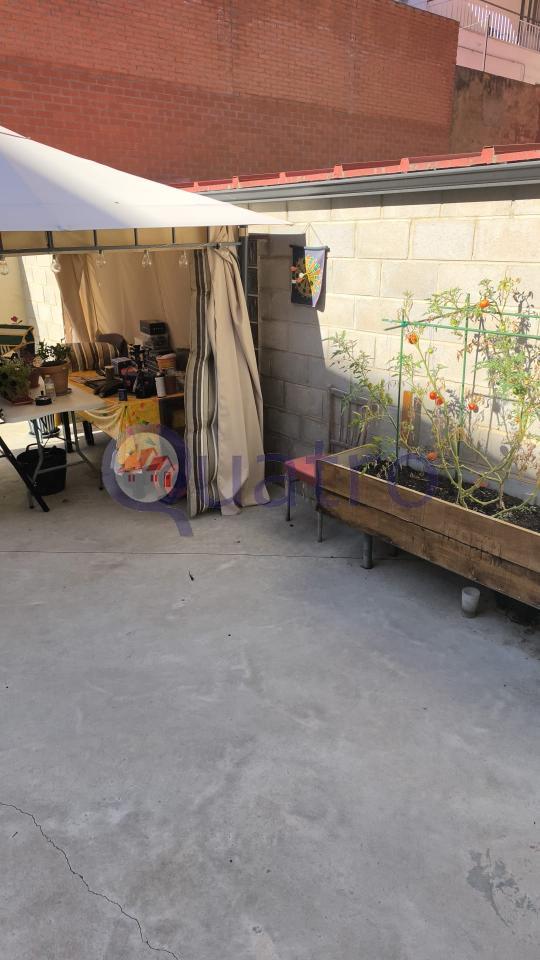 Piso en alquiler con gran patio en la zona de San Mamés
